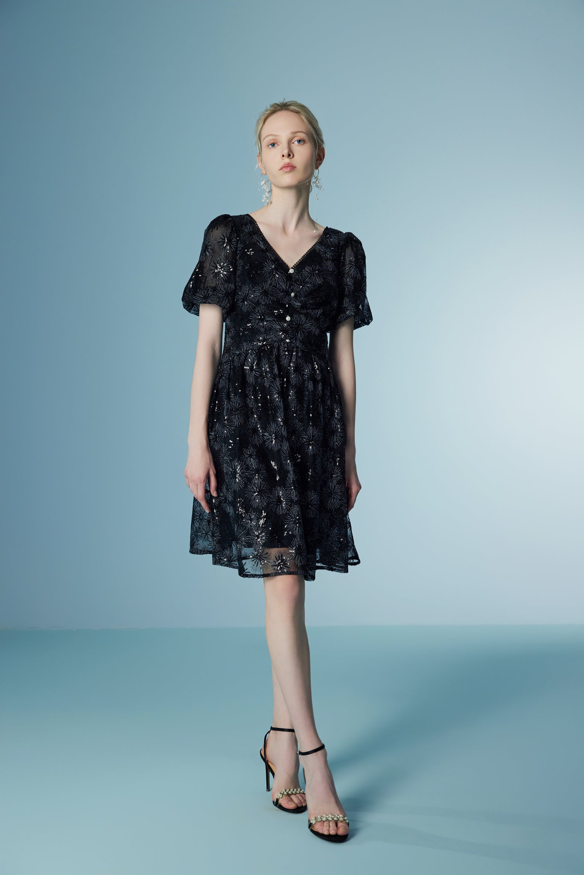 Lace Neck Bubble Sleeve Sunflower Dress