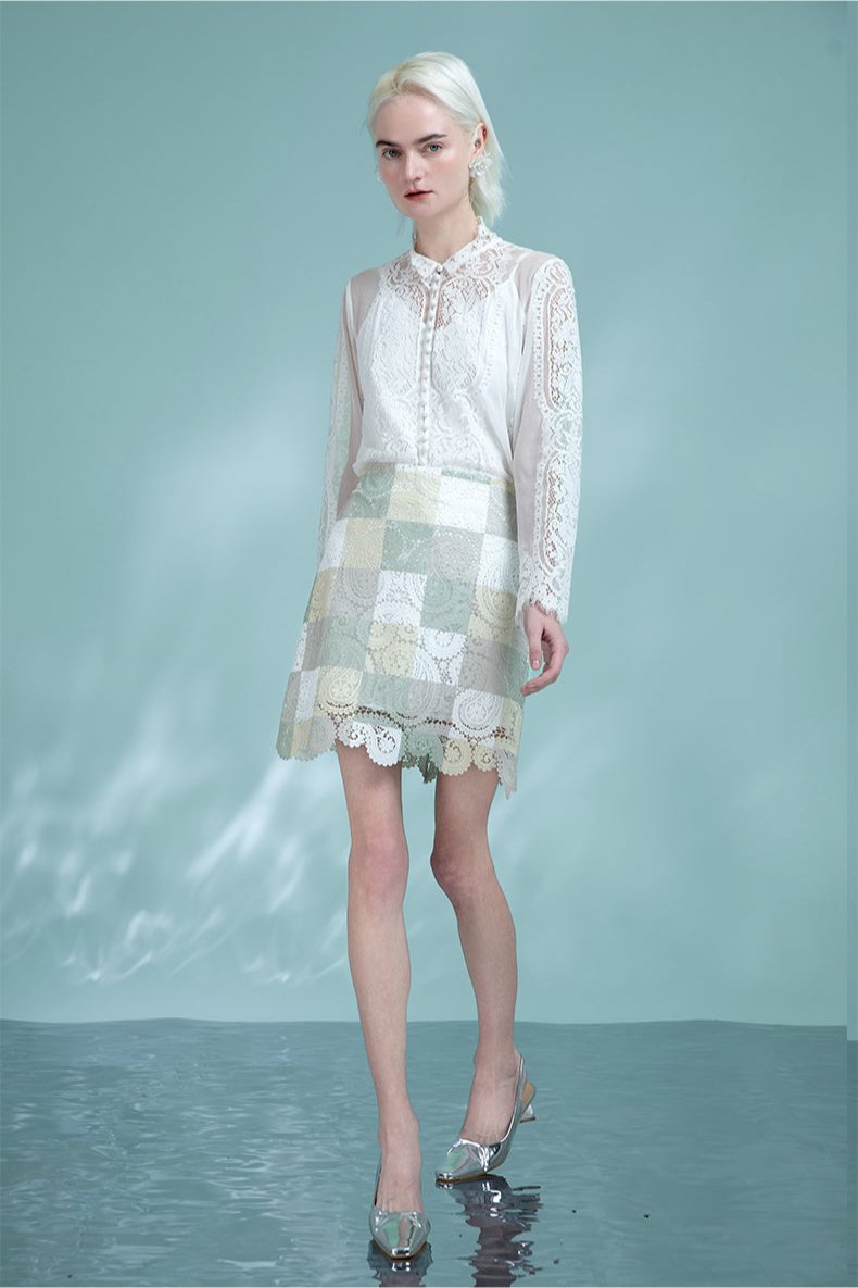 High-waisted versatile elegant lace skirt
