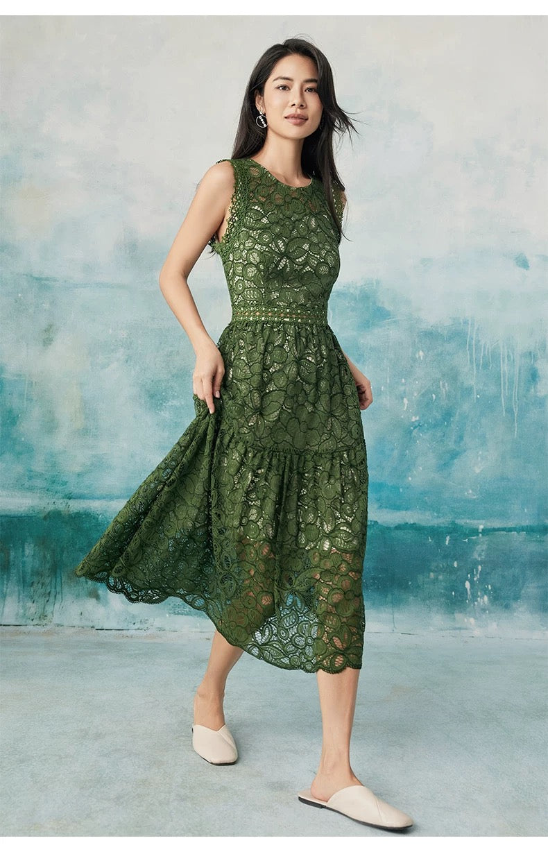 French high-waisted dress with pine and cypress green exclusive design