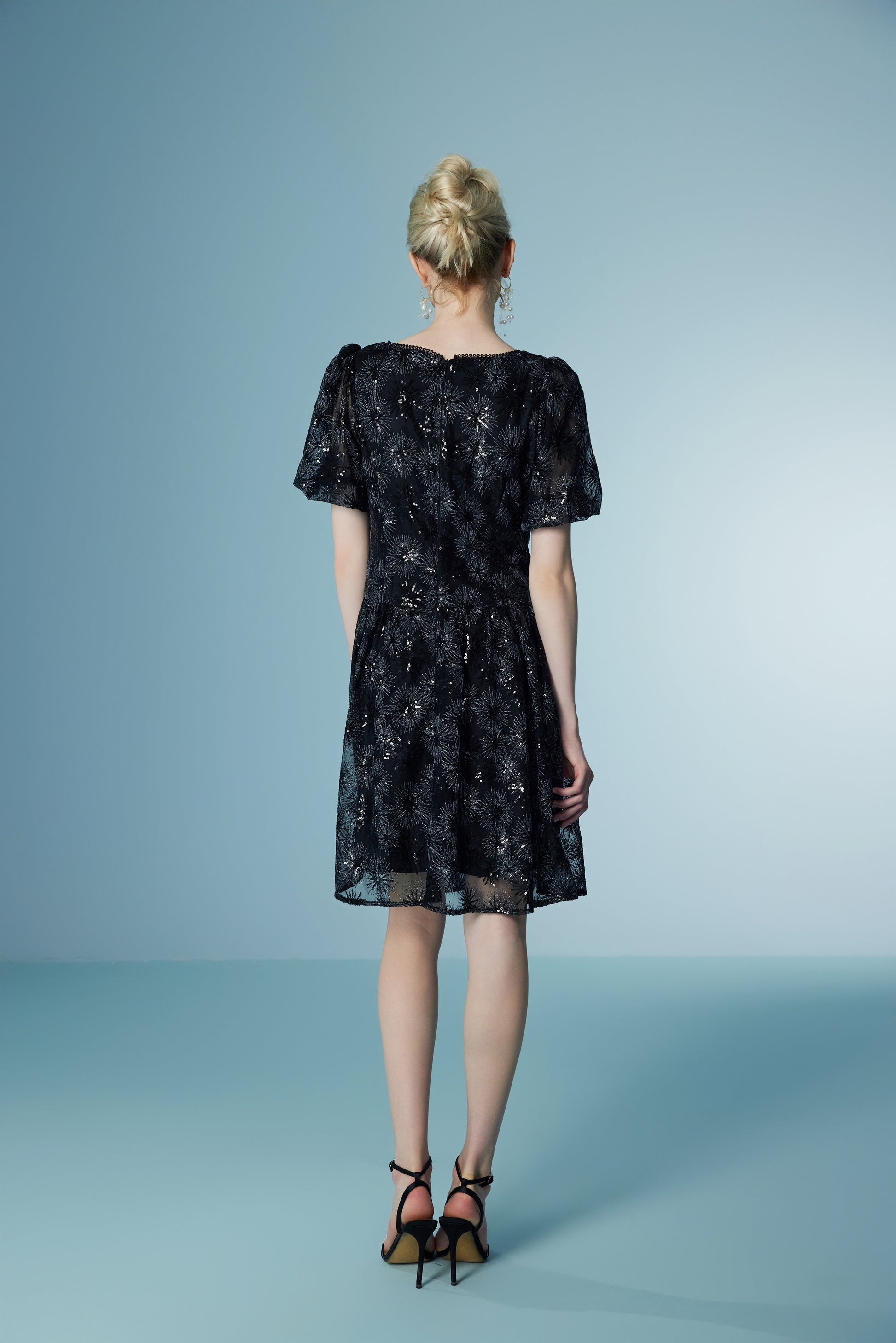 Lace Neck Bubble Sleeve Sunflower Dress