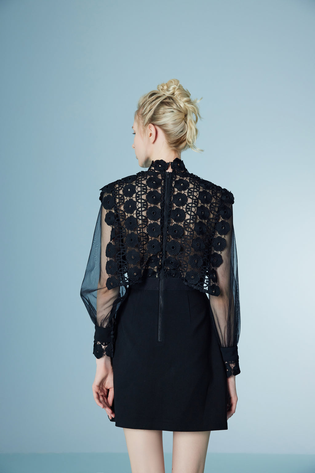 Long Sleeve Short Black Lace Dresses
