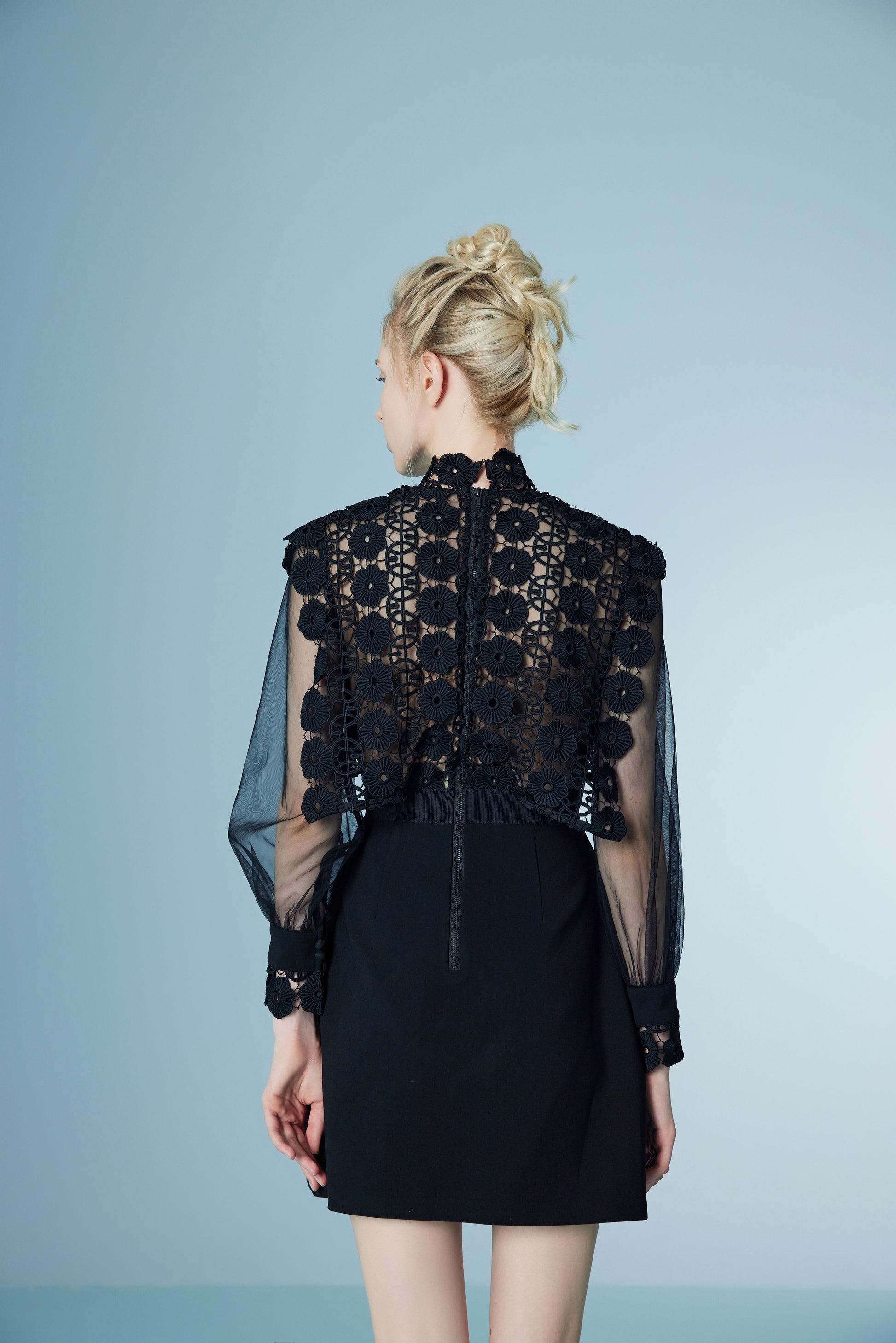 Long Sleeve Short Black Lace Dresses
